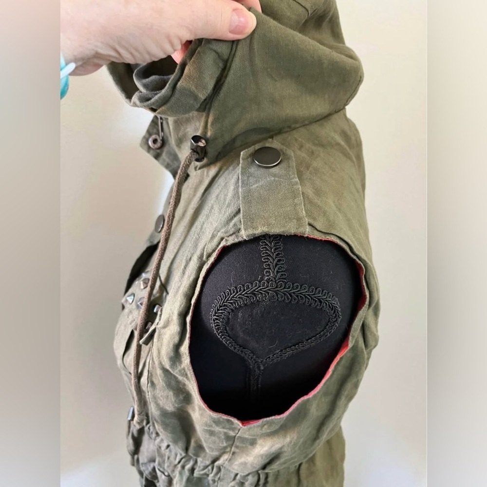 Forever 21 Khaki Hoodie Pull-String Vest with Metal Studs, Great w Tights - Picture 5 of 11